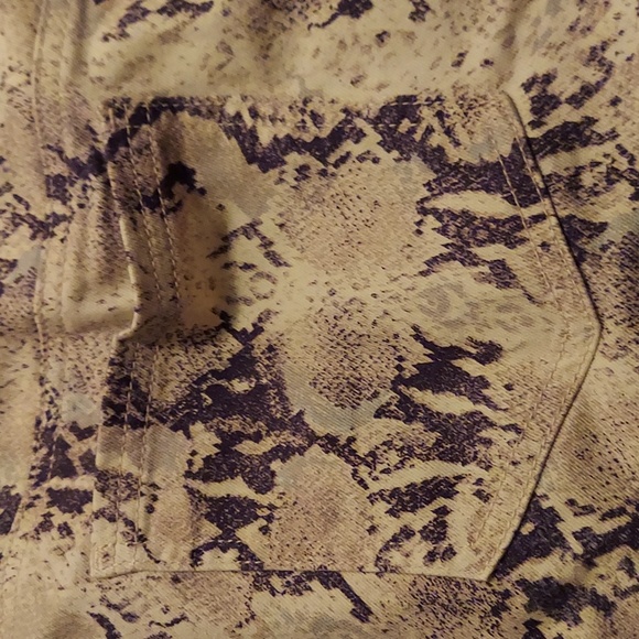 Women's Chico's pants - Picture 5 of 8